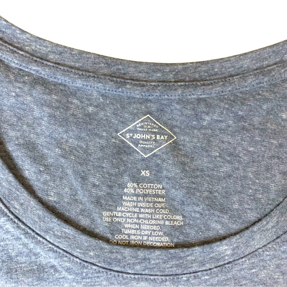 2/$30 St. John’s Bay Navy Blue Red Lobster Graphic Tee Ocean Coastal Beach Vacay - Picture 4 of 9